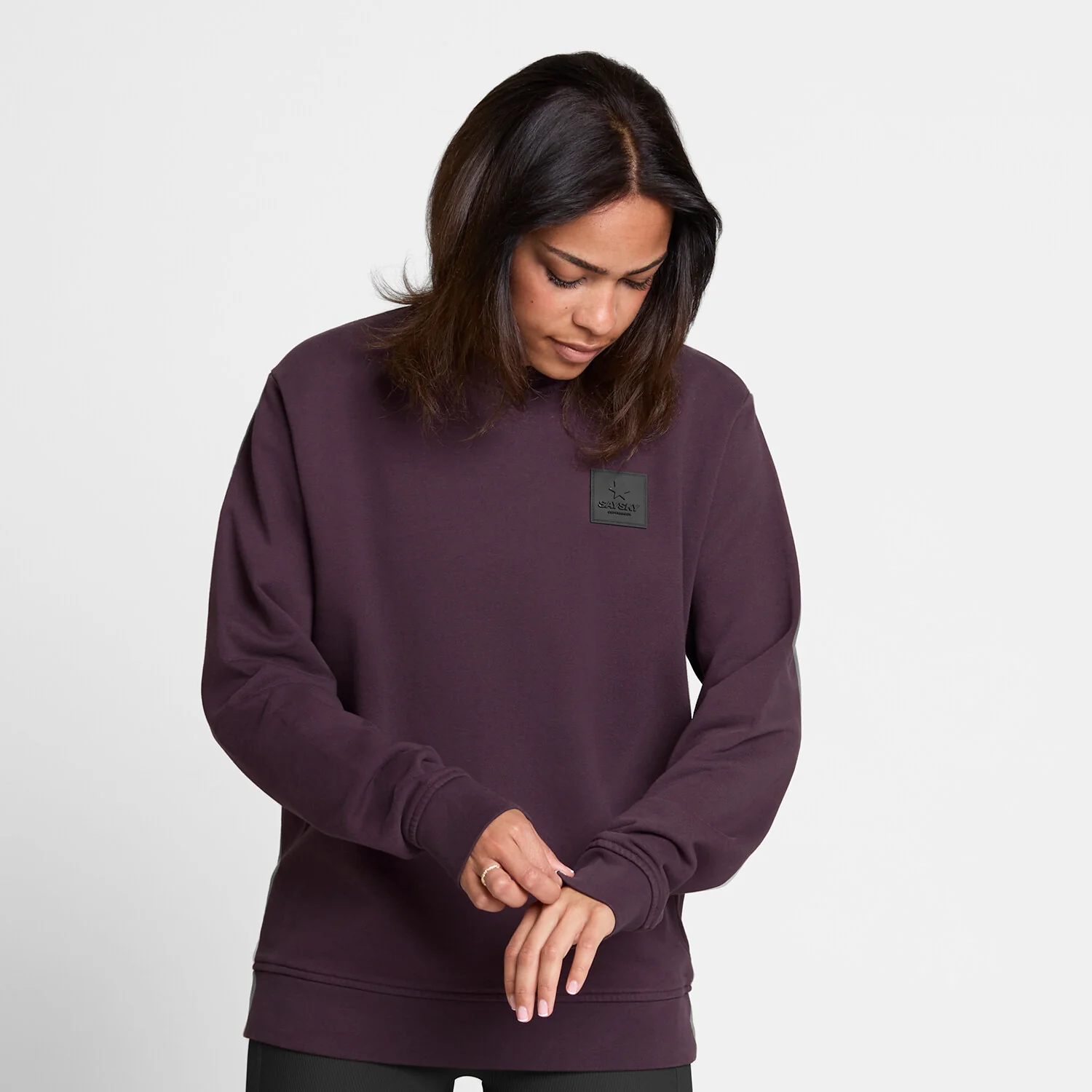 W Statement Everyday Crewneck - Image 3
